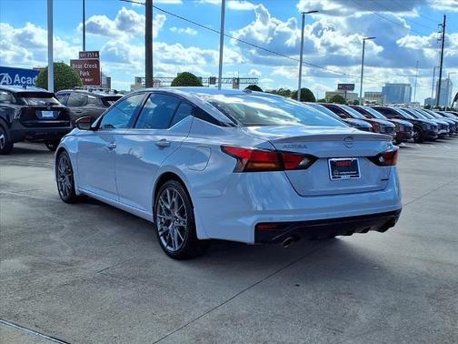 2024 Nissan Altima 2.0 SR