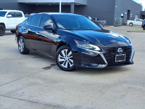 2025 Nissan Altima S