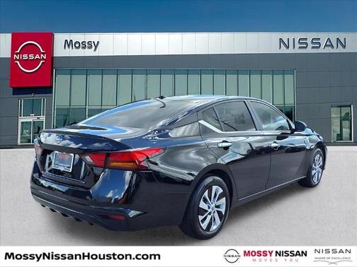 2025 Nissan Altima S