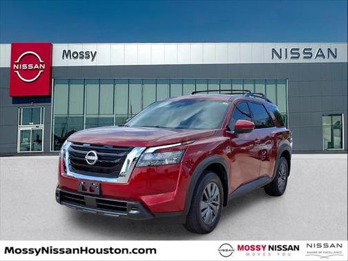 2024 Nissan Pathfinder SV