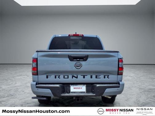 Boulder Gray Metallic 2026 Nissan Frontier SV