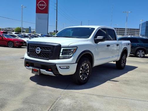2023 Nissan Titan PRO-4X