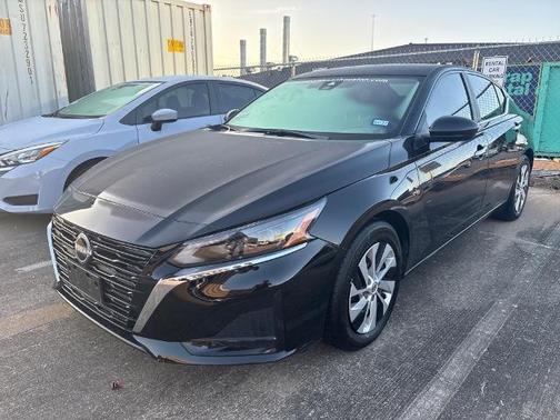 2025 Nissan Altima S