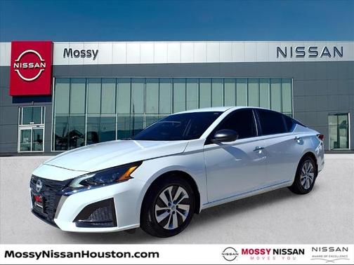 2025 Nissan Altima S