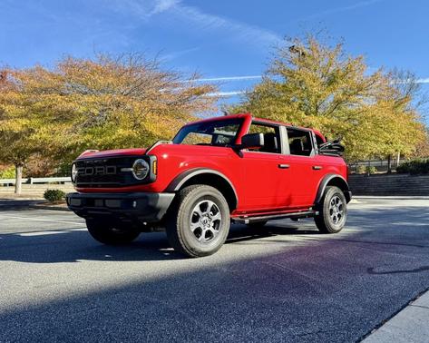 2023 Ford Bronco Base