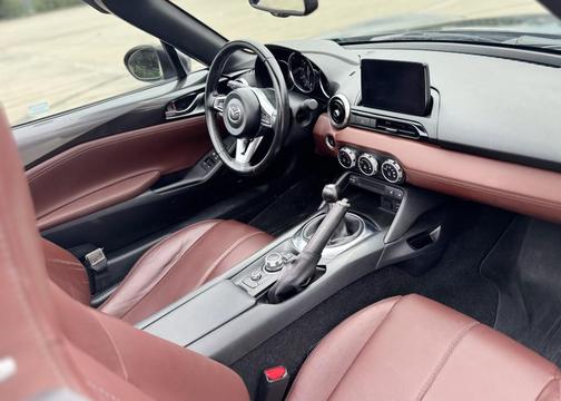 2018 Mazda MX-5 Miata RF Grand Touring