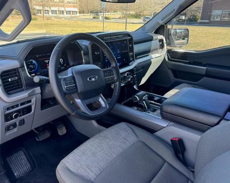 2023 Ford F-150 Lightning XLT