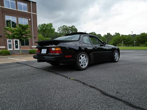1989 Porsche 944 S2