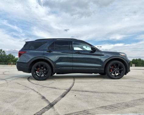 Mystic Blue Metallic 2023 Ford Explorer ST-Line