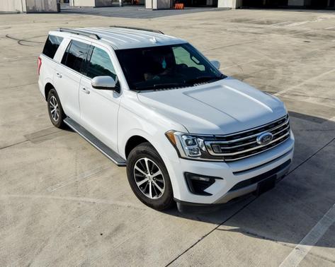 Oxford White 2019 Ford Expedition XLT