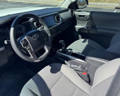 White 2023 Toyota Tacoma SR5