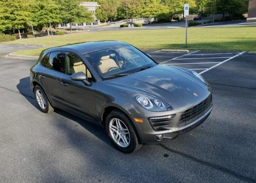 2018 Porsche Macan Base