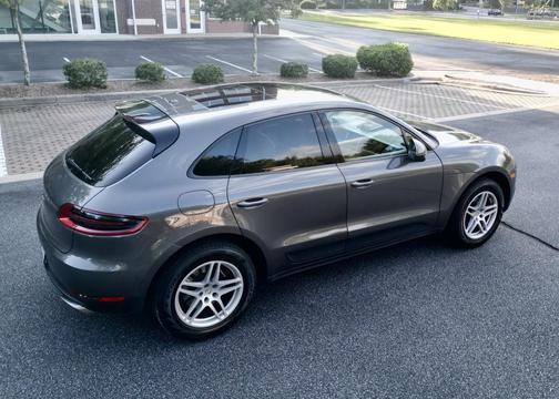 2018 Porsche Macan Base