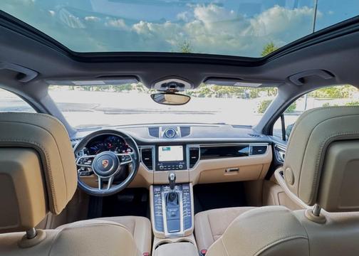 2018 Porsche Macan Base