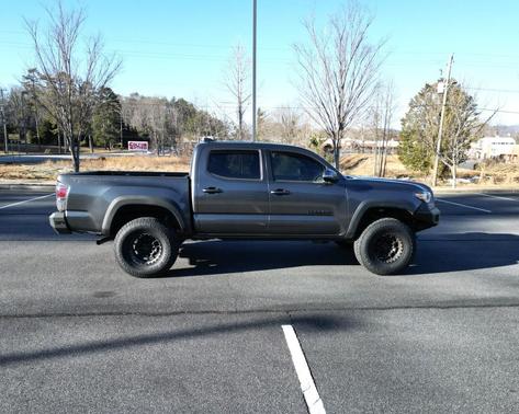 2020 Toyota Tacoma TRD Off Road