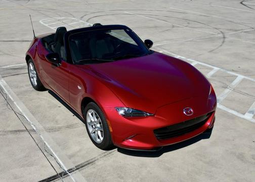 2016 Mazda MX-5 Miata Sport