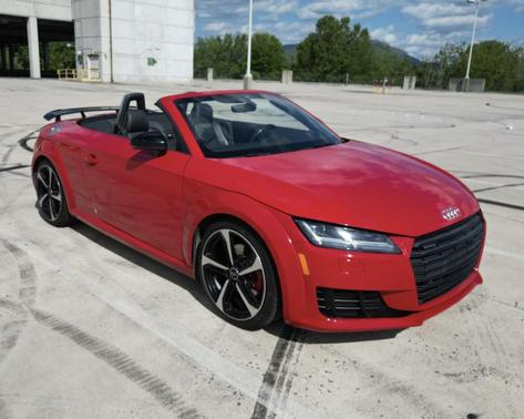 Tango Red Metallic/Black Roof 2018 Audi TT 2.0T
