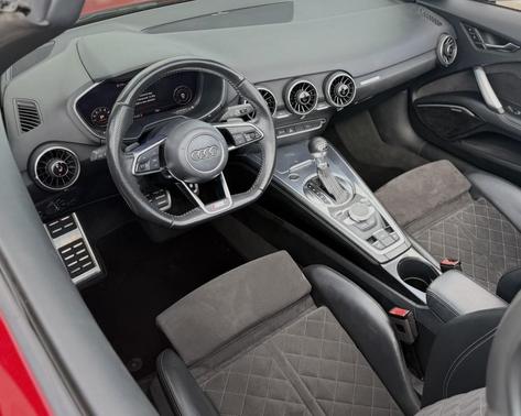 Tango Red Metallic/Black Roof 2018 Audi TT 2.0T