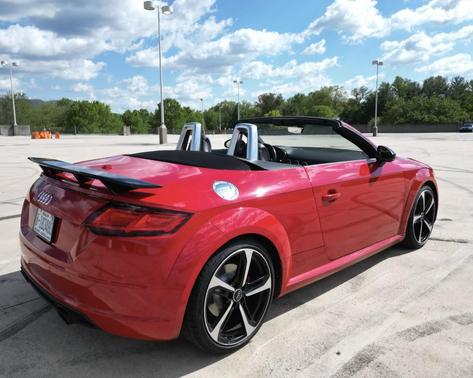 Tango Red Metallic/Black Roof 2018 Audi TT 2.0T
