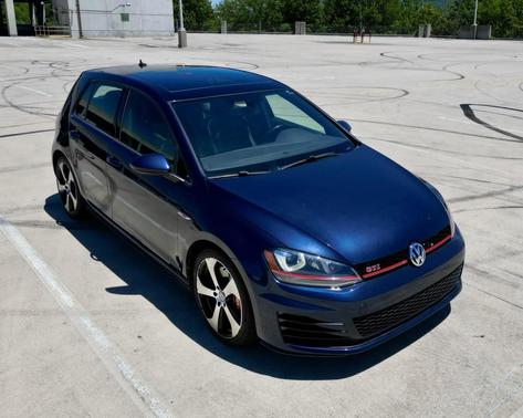 Night Blue Metallic 2017 Volkswagen Golf GTI 2.0T Autobahn 4-Door