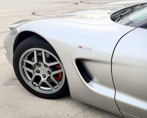 Titanium Silver Metallic 2004 Chevrolet Corvette Z06