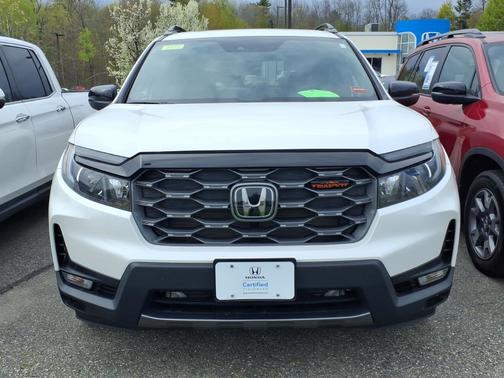 Platinum White Pearl 2023 Honda Passport