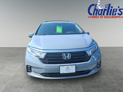 Sonic Gray Pearl 2023 Honda Odyssey