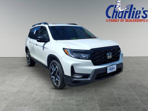 Platinum White Pearl 2023 Honda Passport