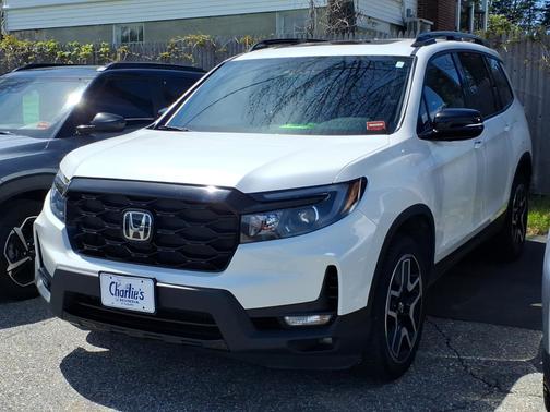 Platinum White Pearl 2023 Honda Passport