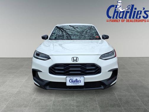 Platinum White Pearl 2023 Honda HR-V