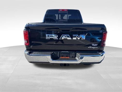 Diamond Black 2026 RAM 2500 Tradesman