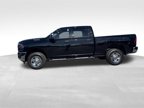 Diamond Black 2026 RAM 2500 Tradesman
