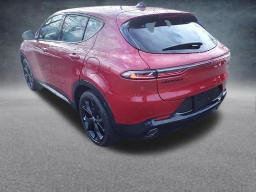 HOT TAMALE 2024 Dodge Hornet R/T