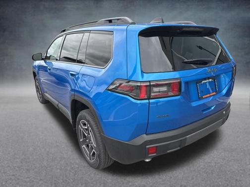 Hydro Blue Pearlcoat 2026 Jeep Cherokee LAREDO/LIMITED