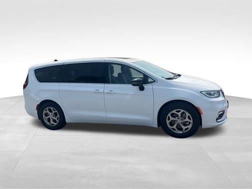 2024 Chrysler Pacifica Limited