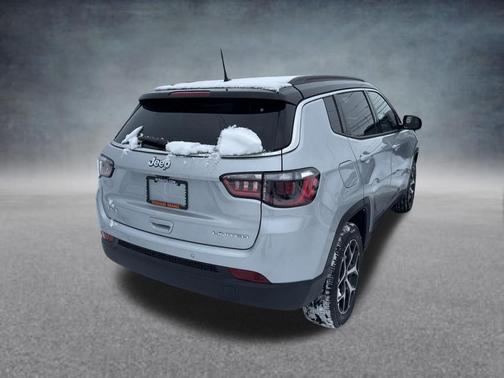 Silver Zynith 2026 Jeep Compass Limited