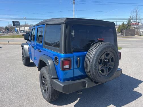 2025 Jeep Wrangler Sport