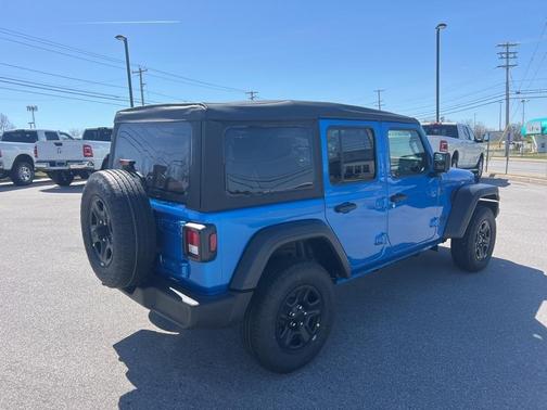 2025 Jeep Wrangler Sport