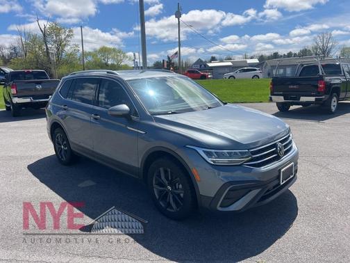 2022 Volkswagen Tiguan 2.0T SE