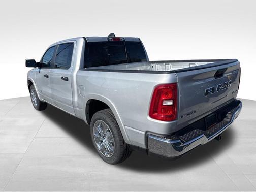 Silver Zynith 2026 RAM 1500 Big Horn/Lone Star