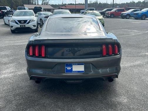 2015 Ford Mustang V6