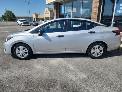 2024 Nissan Versa 1.6 S