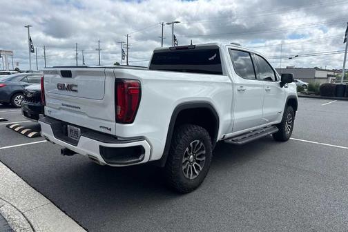 Summit White 2021 GMC Sierra 1500 AT4