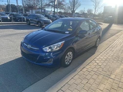 2016 Hyundai Accent SE