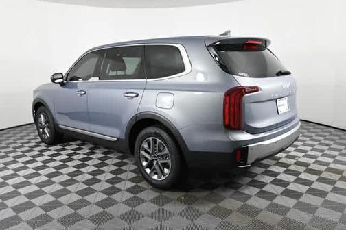 2023 Kia Telluride LX