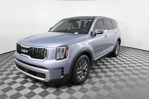 2023 Kia Telluride LX