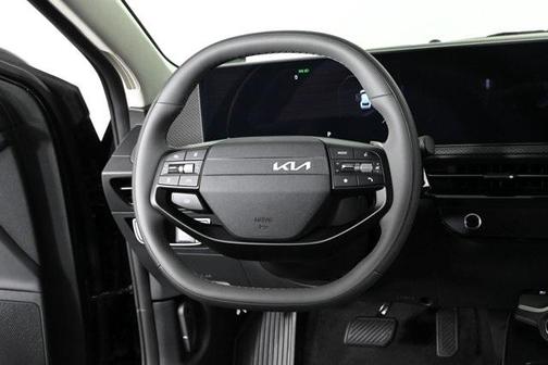 2025 Kia EV6 Wind