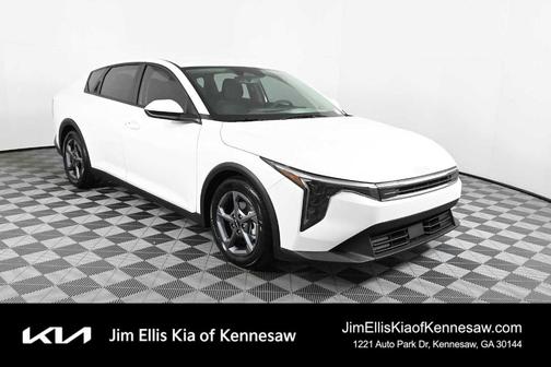 Snow White Pearl 2025 Kia K4