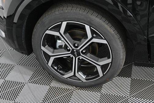 2025 Kia Niro EX Touring