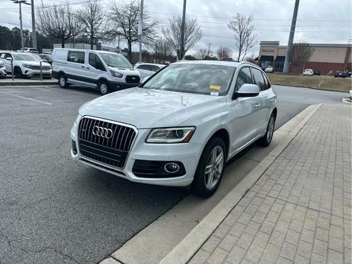 2017 Audi Q5 2.0T Premium